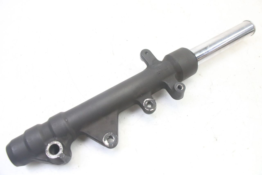 photo de RIGHT FORKS LEG YAMAHA X-MAX XMAX 125 (2010 - 2013) - Alternative perspective