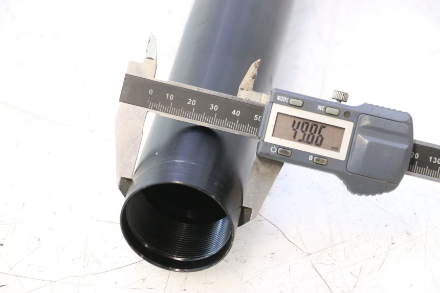 photo de RIGHT FORKS LEG YAMAHA YZF R6 600 (2008 - 2009) - Checked used part