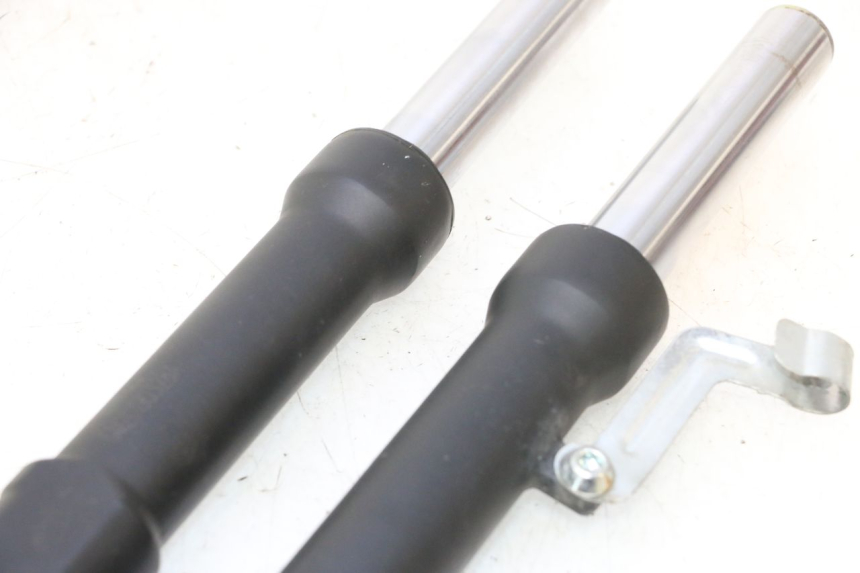 photo de FORKS LEG WAYSCRAL E-START 1 (2018 - 2022) - Surface and material condition