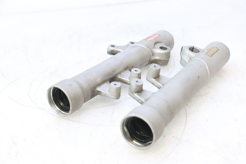 photo de FORKS LEG PEUGEOT ELYSTAR 50 (2002 - 2014) - Surface and material condition