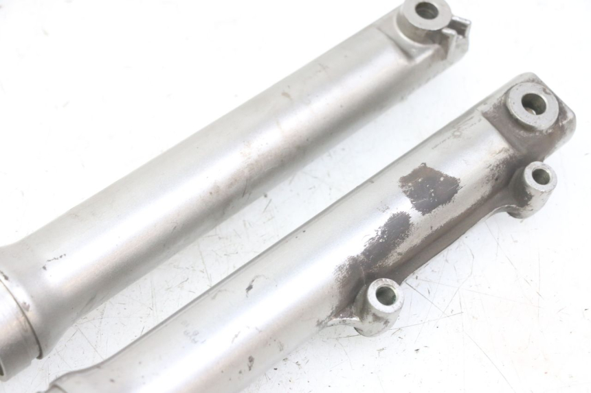 photo de FORKS LEG SYM FIDDLE 2 S 125 (2012 - 2014) - Surface and material condition