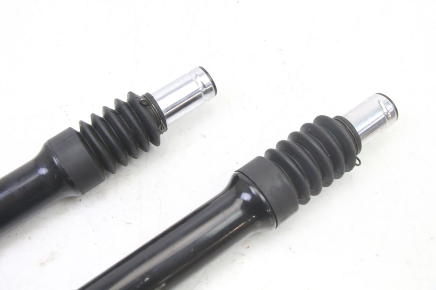 photo de FORK TUBE SYM FIDDLE 3 III 125 (2014 - 2020) - Alternative perspective