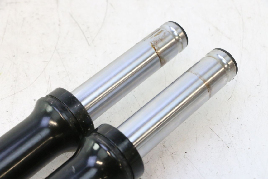 photo de FORKS LEG SYM FIDDLE 3 III 50 (2014 - 2020) - Zoom on usage condition