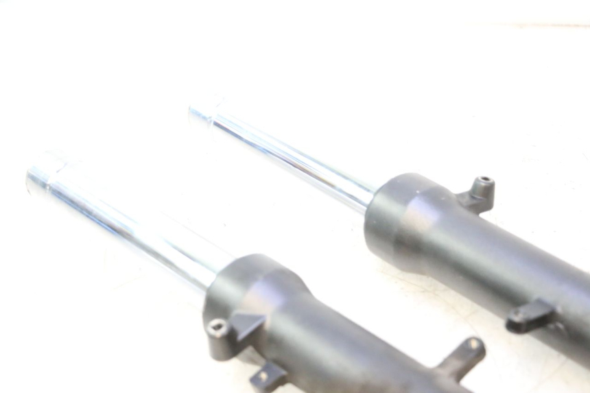 photo de FORKS LEG HONDA FJS SILVER WING SILVERWING 400 (2005 - 2008) - Technical close-up