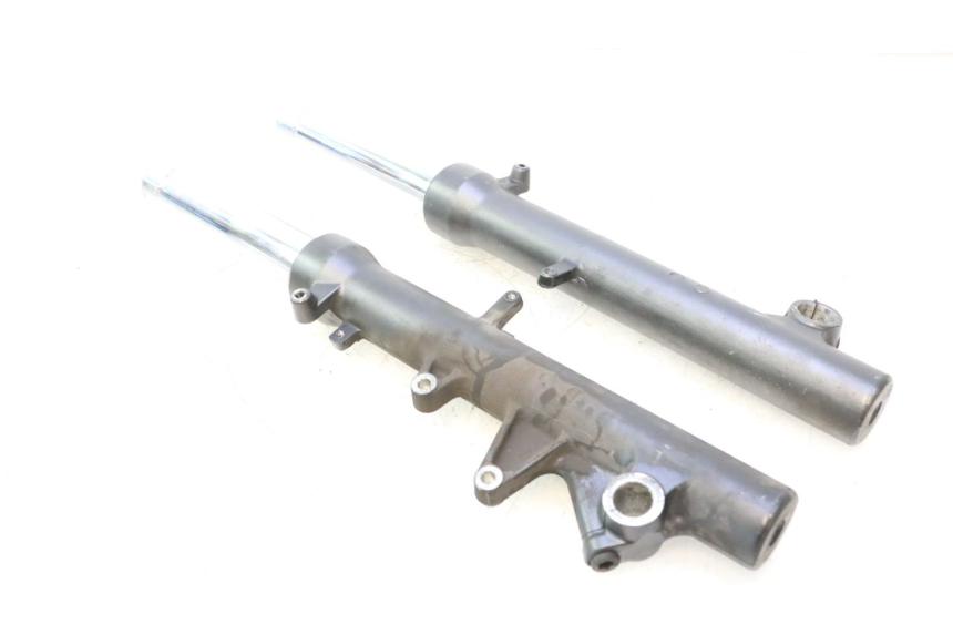 photo de FORKS LEG HONDA FJS SILVER WING SILVERWING 400 (2005 - 2008) - Fixing points details