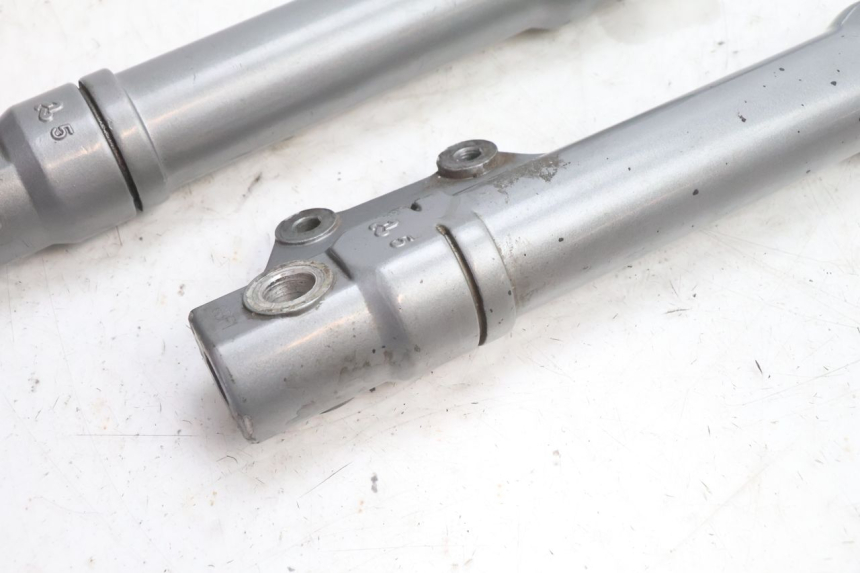 photo de FORK TUBE PIAGGIO FLY 2T 50 (2004 - 2017) - Detailed visual inspection