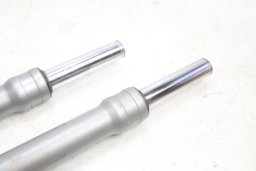 photo de FORK TUBE PIAGGIO FLY 2T 50 (2004 - 2017) - Zoom on usage condition