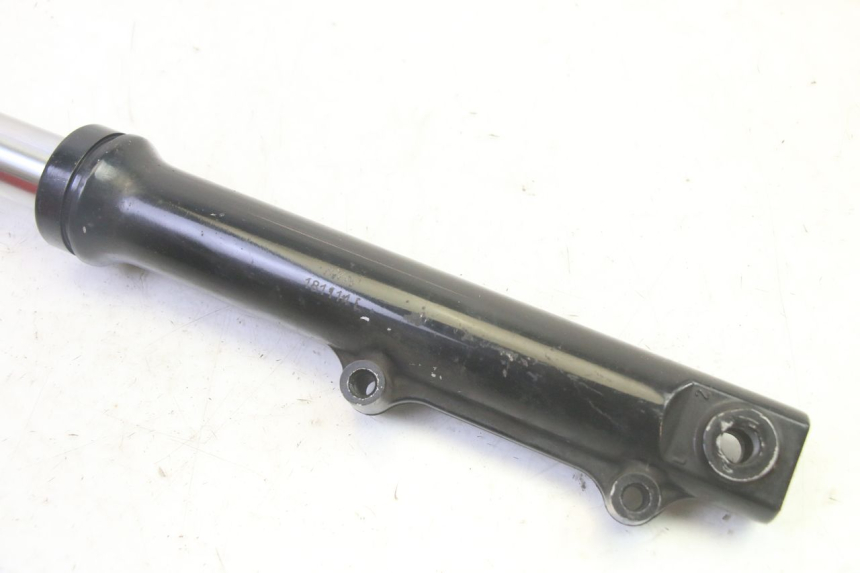 photo de LEFT FORKS LEG SYM FIDDLE 3 III 125 (2014 - 2020) - Alternative perspective