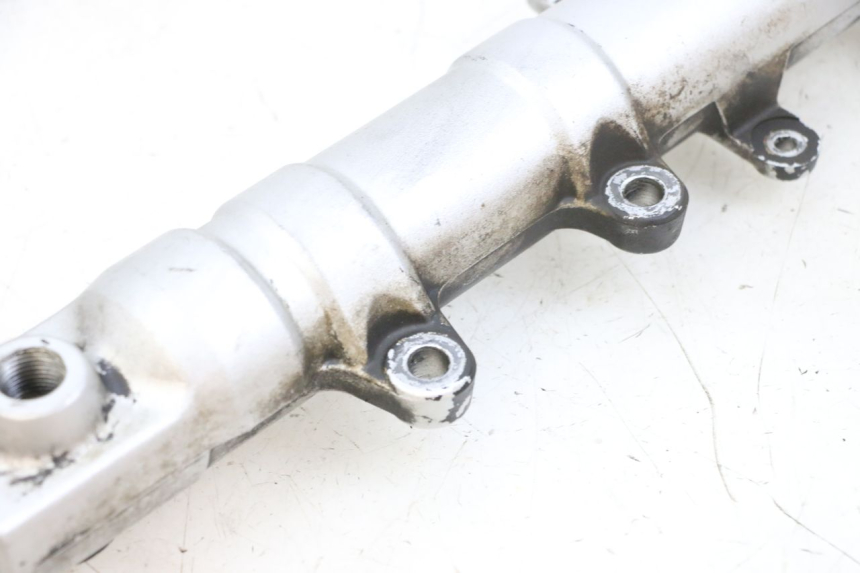 photo de LEFT FORKS LEG YAMAHA FZ6 N FAZER 600 (2004 - 2006) - Checked used part