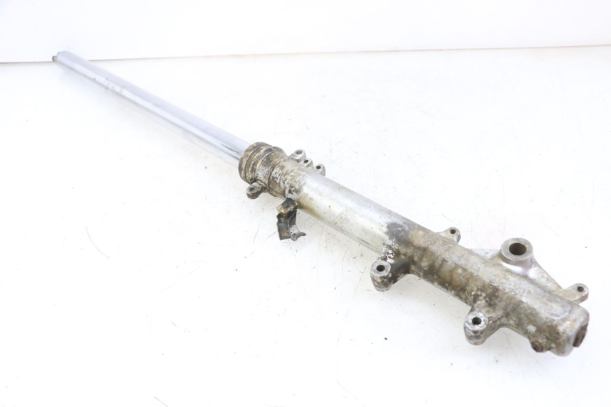 photo de LEFT FORKS LEG HONDA MTX TC02 125 (1987 - 1989) - Alternative perspective