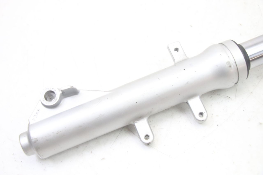 photo de LEFT FORKS LEG KYMCO GRAND DINK 125 (2008 - 2014) - Component detail