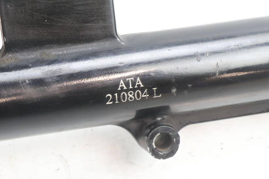 photo de LEFT FORKS LEG SYM ORBIT III 3 4T 50 (2021 - 2025) - Alternative perspective