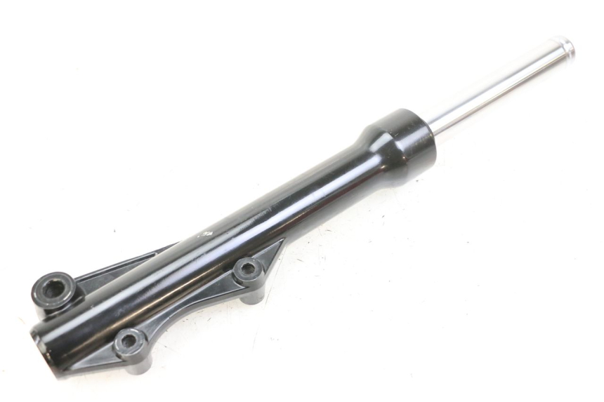photo de LEFT FORKS LEG PEUGEOT TWEET 4T 50 (2023 - 2025) - Main view
