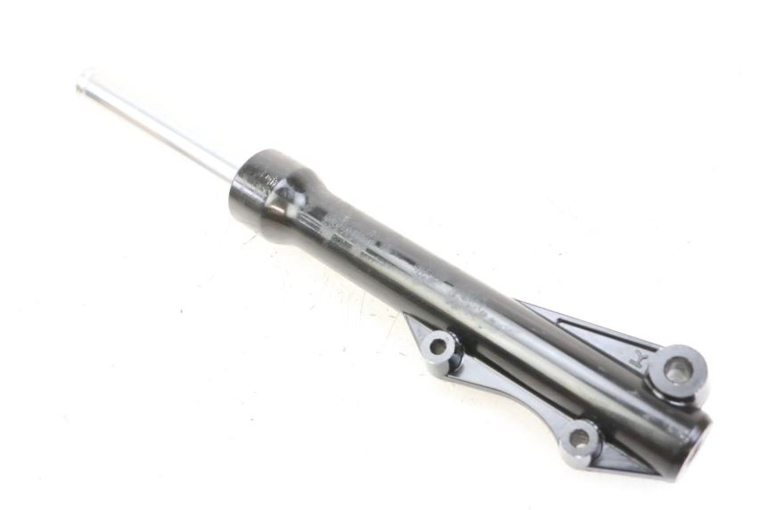 photo de LEFT FORKS LEG PEUGEOT TWEET 4T 50 (2023 - 2025) - Alternative perspective