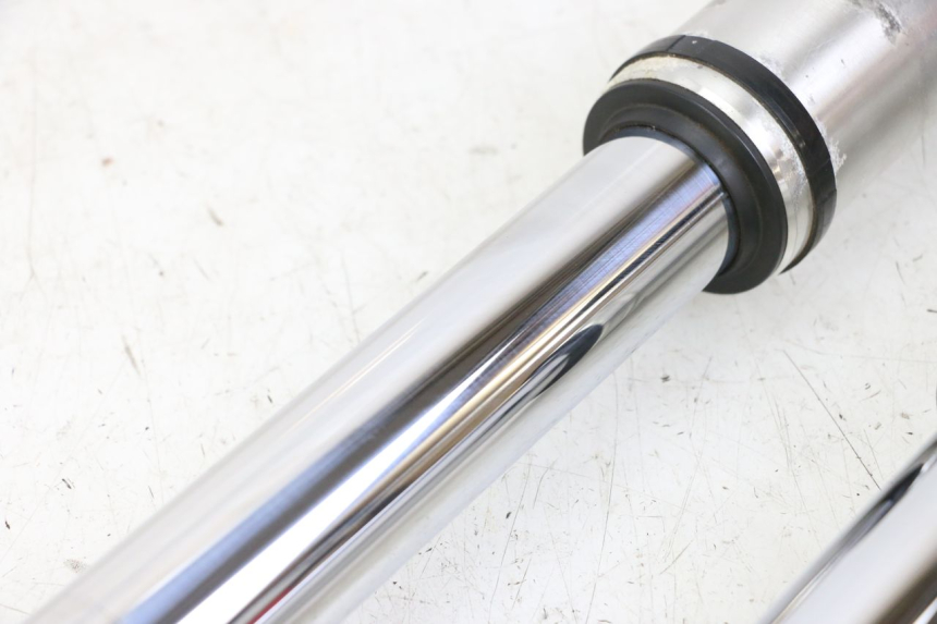 photo de FORKS LEG HONDA VT C2 SHADOW 750 (1997 - 2001) - Checked used part