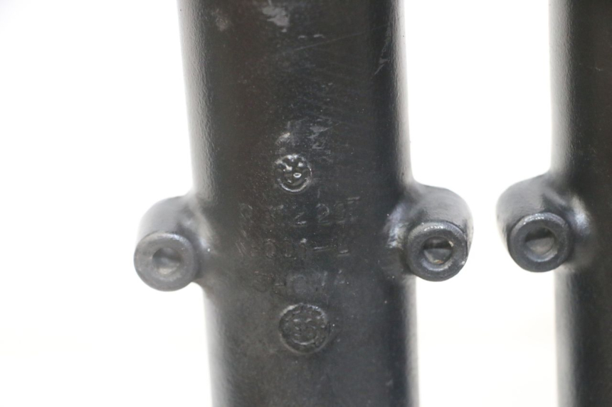 photo de FORKS LEG BMW K 75 RT 750 (1989 - 1997) - Zoom on usage condition