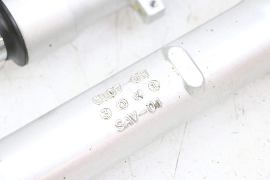 photo de FORKS LEG PIAGGIO LIBERTY IGET 4T 50 (2021 - 2025) - Fixing points details
