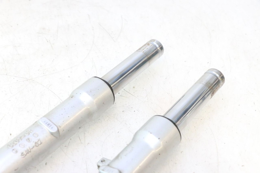 photo de FORKS LEG PIAGGIO LIBERTY IGET 4T 50 (2021 - 2025) - Additional view of the item
