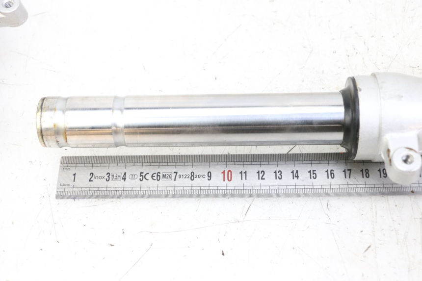 photo de FORKS LEG LONGJIA SHARPY 125 (2020 - 2024) - Component detail