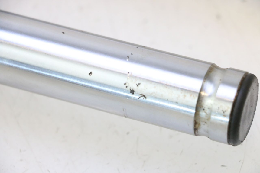 photo de FORKS LEG SYM MIO 50 (2005 - 2010) - Detailed visual inspection