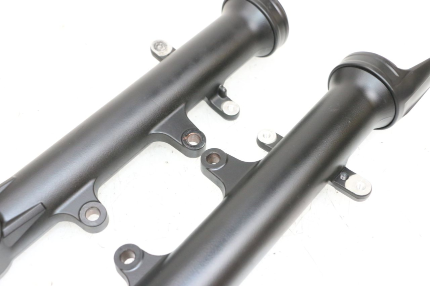 photo de FORKS LEG YAMAHA MT-07 MT07 ABS 700 (2018 - 2020) - Markings and original references
