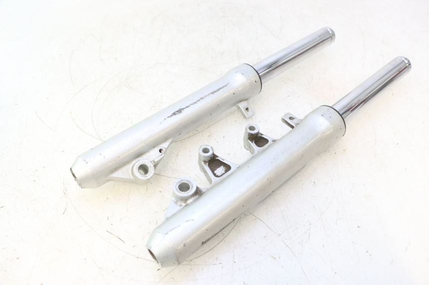 photo de FORKS LEG KYMCO LIKE 4T 50 (2019 - 2025) - Zoom on usage condition