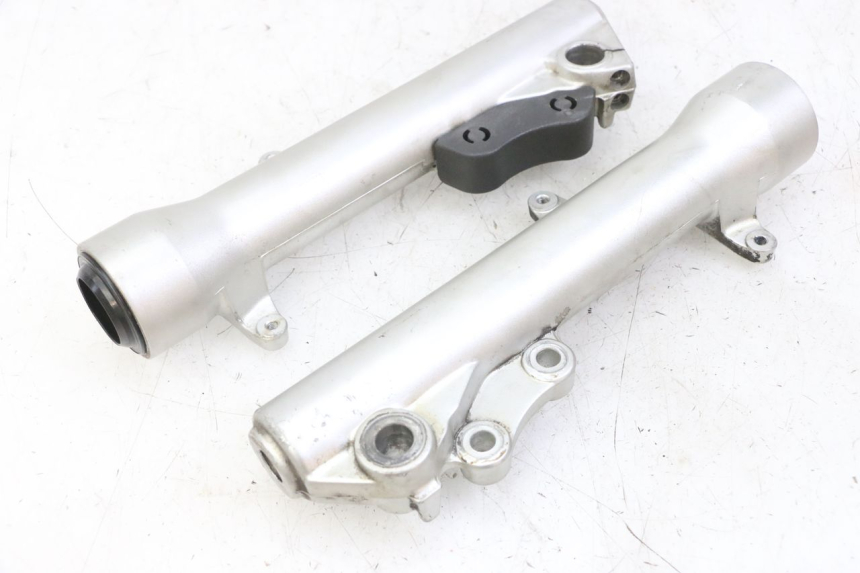 photo de FORKS LEG GILERA NEXUS 125 (2009 - 2013) - Distinctive features