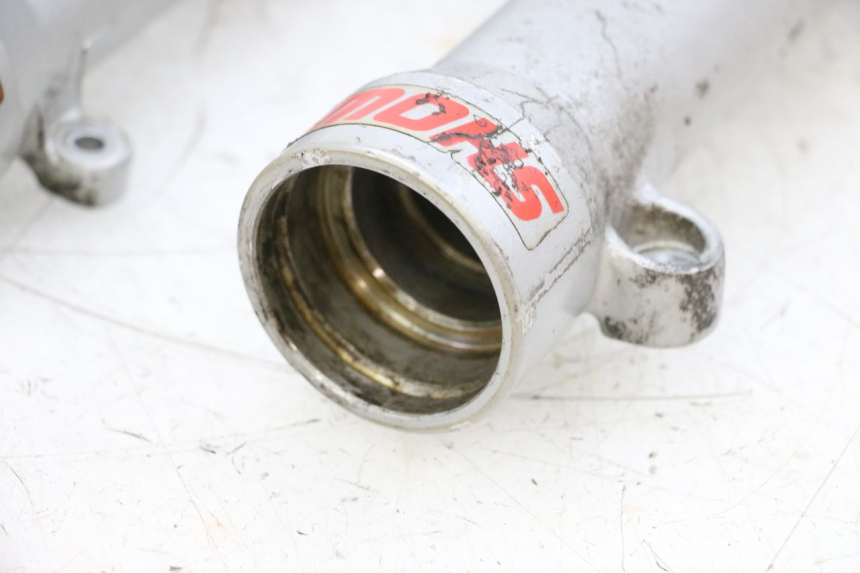 photo de FORKS LEG HONDA NSR R 125 (1994 - 2003) - Distinctive features