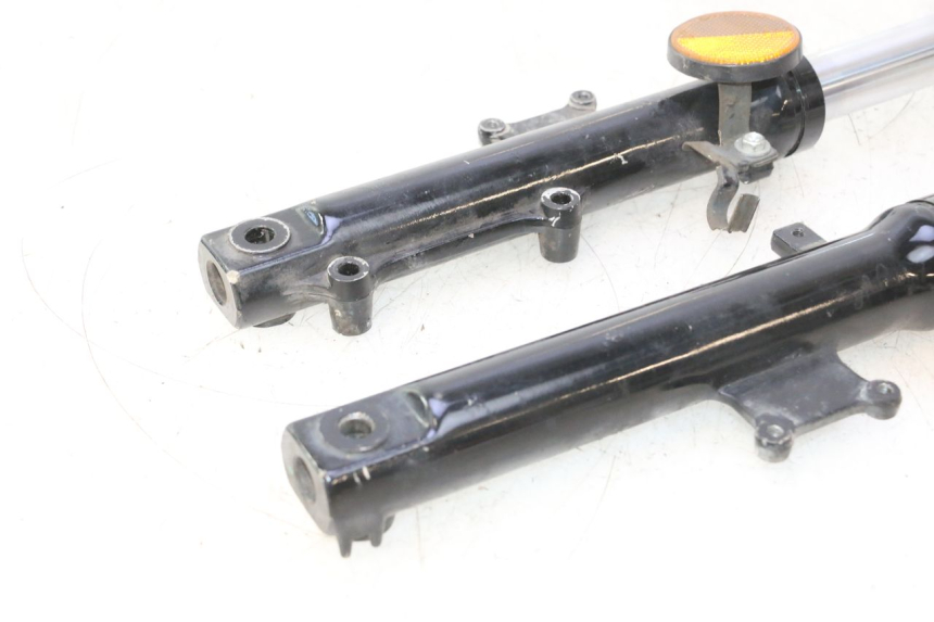 photo de FORK TUBE SYM ORBIT 2 4T 50 (2008 - 2017) - High-resolution close-up