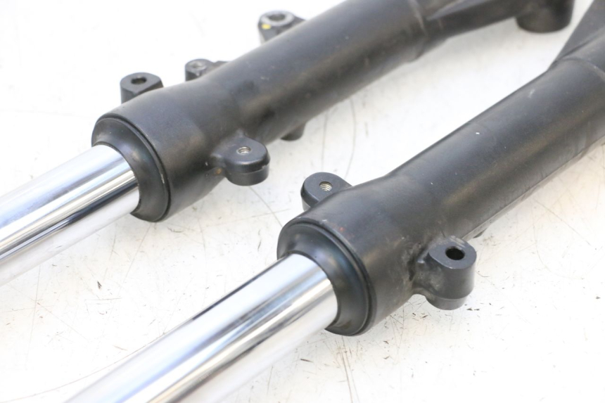 photo de FORKS LEG HONDA PCX (JF57/JF64) 125 (2014 - 2018) - High-resolution close-up