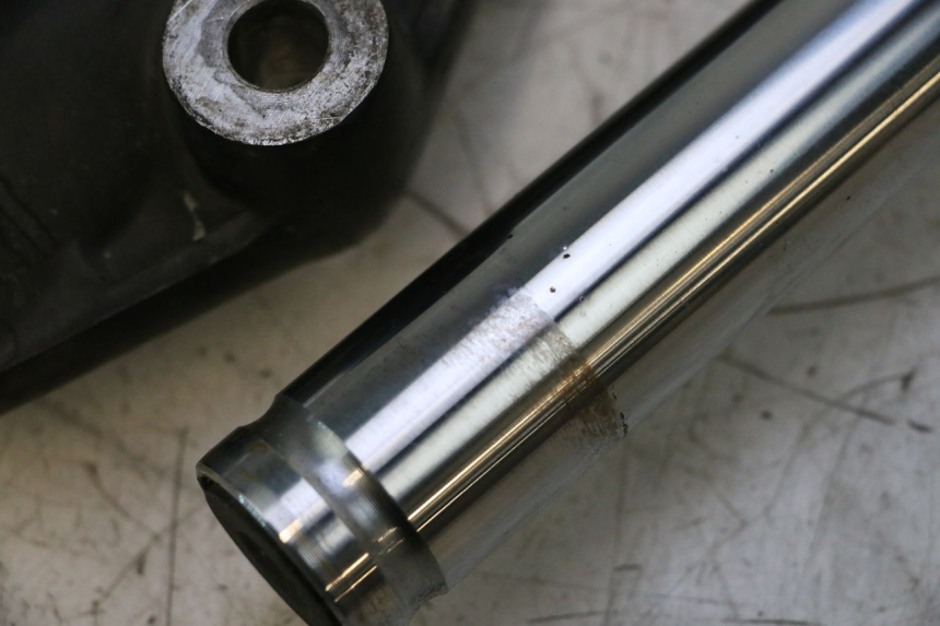 photo de FORKS LEG HONDA PCX (JF57/JF64) 125 (2014 - 2018) - Zoom on usage condition