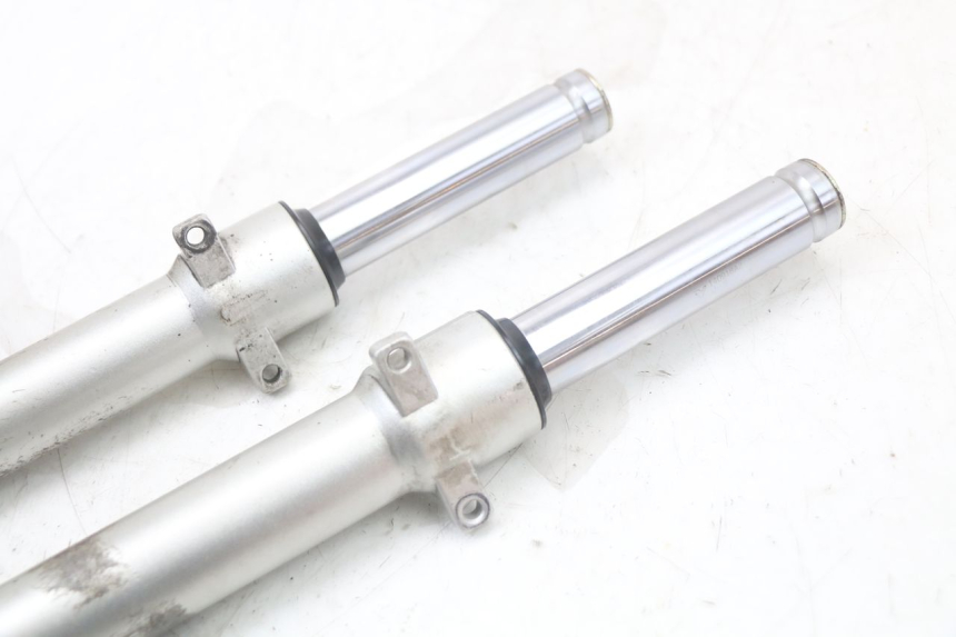 photo de FORKS LEG PEUGEOT DJANGO 125 (2014 - 2017) - Distinctive features