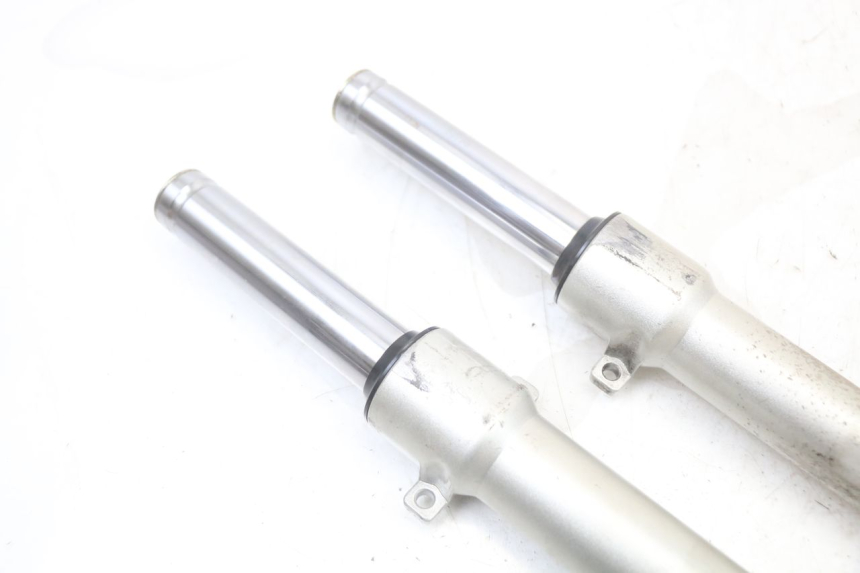 photo de FORKS LEG PEUGEOT DJANGO 125 (2014 - 2017) - Alternative perspective