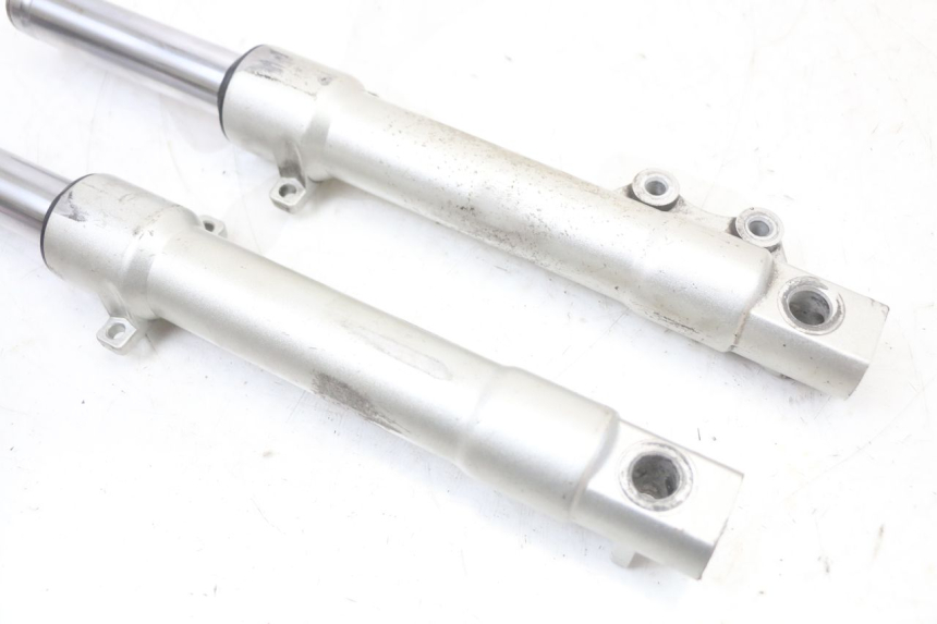 photo de FORKS LEG PEUGEOT DJANGO 125 (2014 - 2017) - Technical close-up