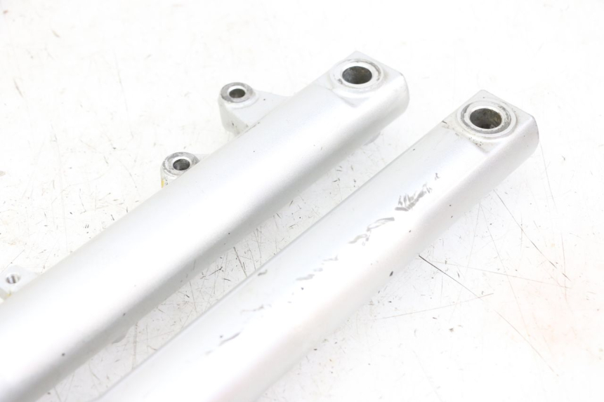 photo de FORKS LEG PIAGGIO LIBERTY IGET 4T 50 (2021 - 2025) - Markings and original references