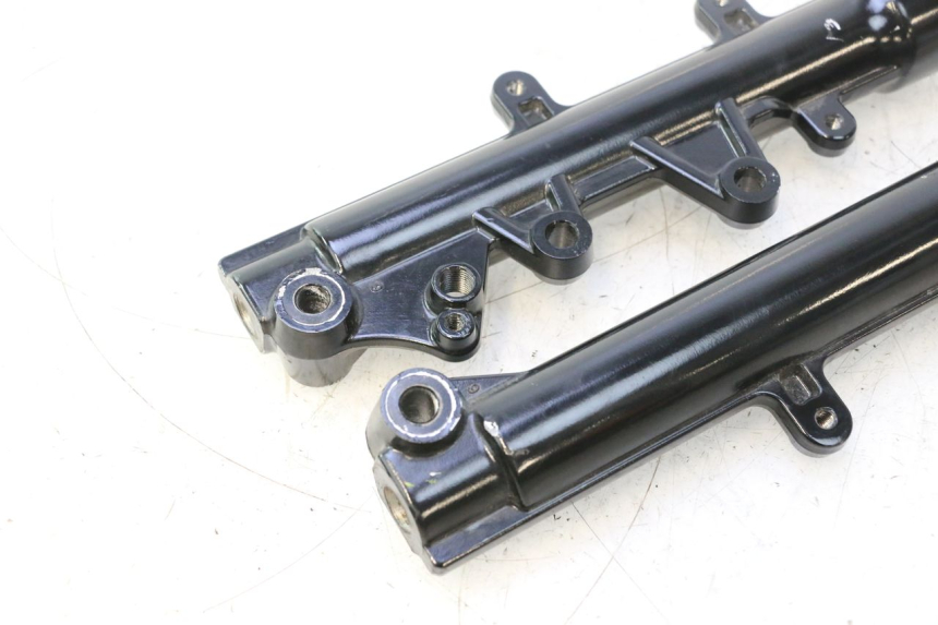 photo de FORKS LEG JM MOTORS R-MAX TECH 50 (2024 - 2026) - Surface and material condition