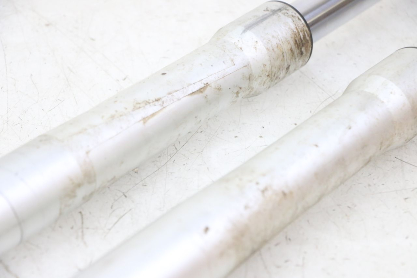 photo de FORK TUBE APOLLO RFZ 150 - Surface and material condition