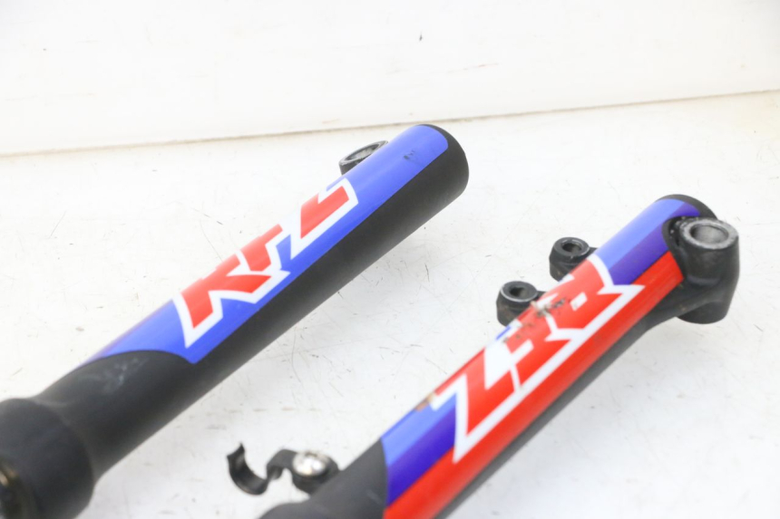 photo de FORKS LEG APOLLO RFZ 125 - High-resolution close-up