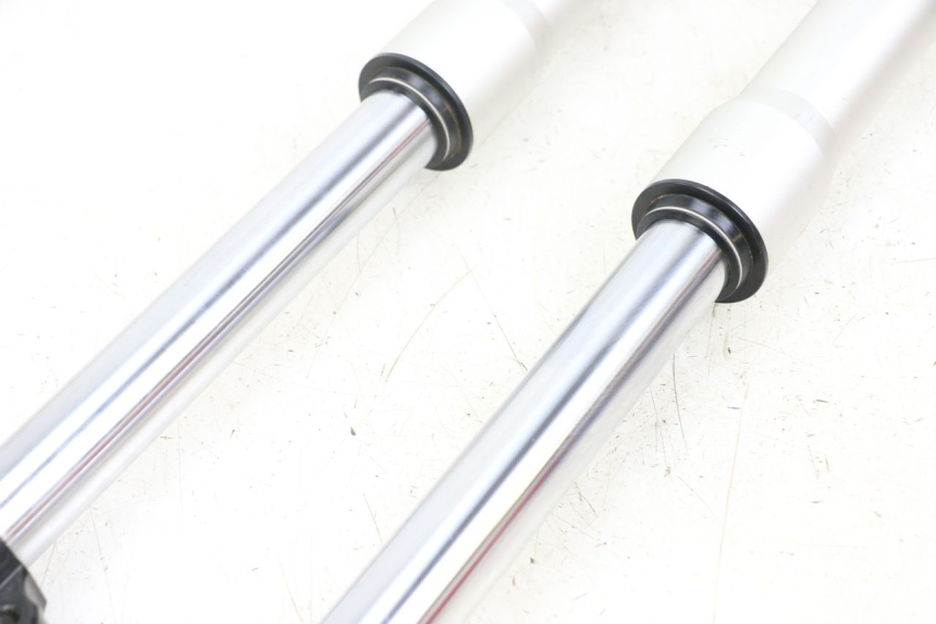 photo de FORKS LEG APOLLO RFZ 140 - Product overview