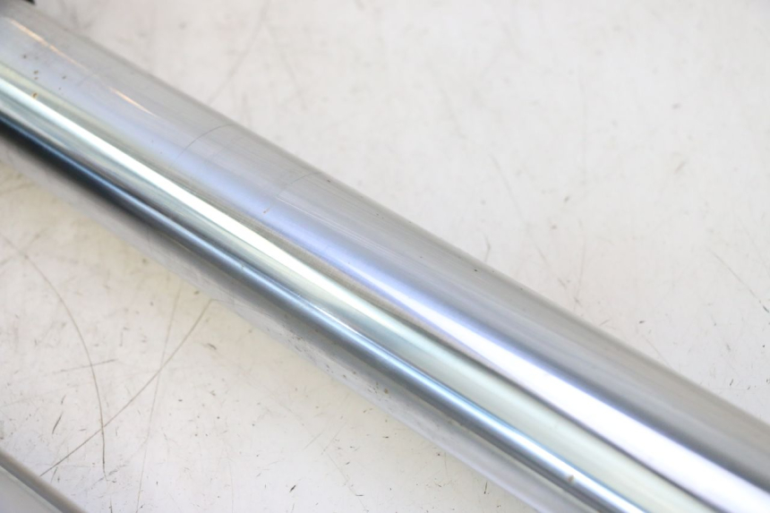 photo de FORKS LEG HARLEY DAVIDSON ROAD GLIDE FLTRXSE 1920 (2018 - 2022) - Checked used part