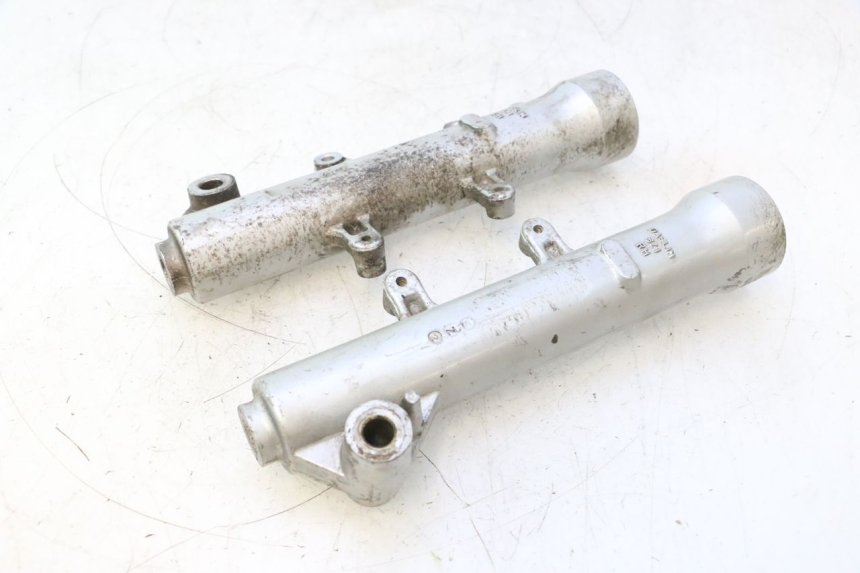 photo de FORKS LEG DAELIM S2 125 (2006 - 2007) - Fixing points details