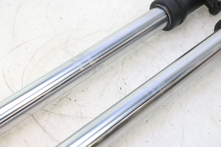 photo de FORKS LEG MASH SEVENTY FIVE 125 (2013 - 2021) - Surface and material condition