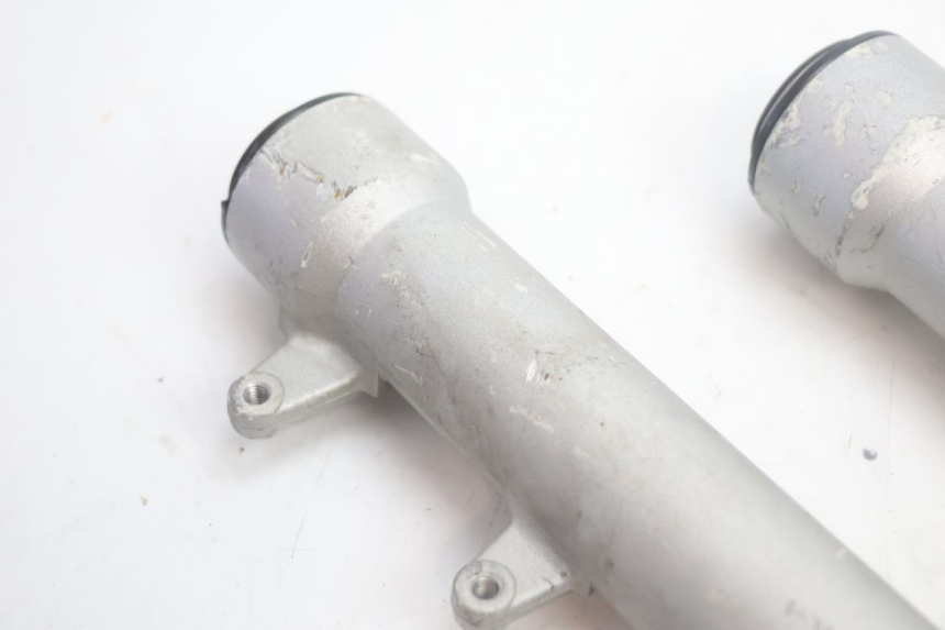 photo de FORKS LEG YAMAHA SLIDER 50 (1999 - 2004) - Fixing points details