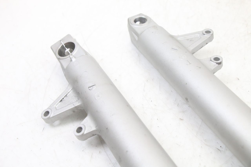photo de FORKS LEG SUZUKI GSX F GSXF 650 (2007 - 2015) - Alternative perspective