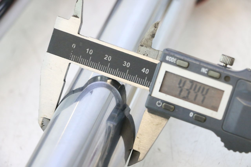 photo de FORKS LEG KTM SX 85 (2018 - 2024) - Distinctive features