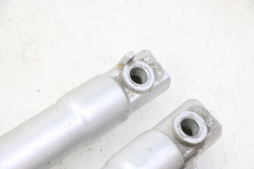 photo de FORKS LEG PEUGEOT VIVACITY NEW 4T 50 (2008 - 2017) - Checked used part
