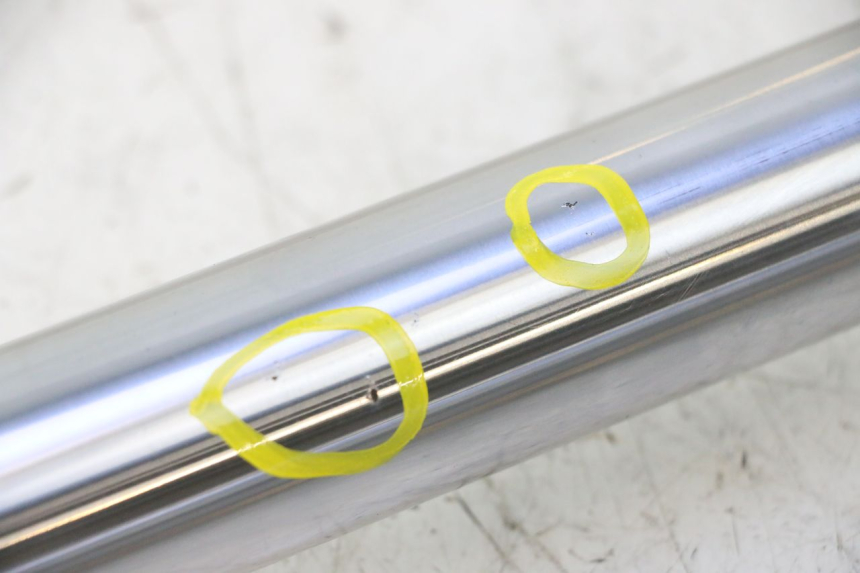 photo de FORKS LEG DAELIM VJ ROADWIN 125 (2004 - 2007) - Alternative angle
