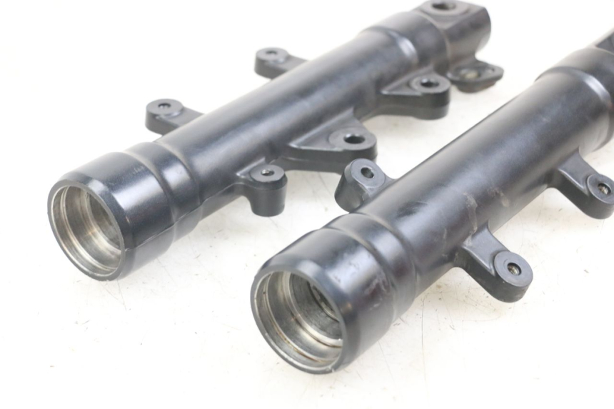 photo de FORK TUBE YAMAHA XMAX X-MAX ABS 125 (2017 - 2020) - Technical close-up