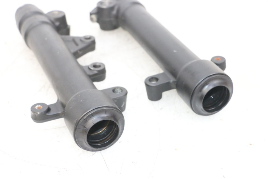 photo de FORKS LEG YAMAHA X-MAX XMAX 125 (2010 - 2013) - Zoom on usage condition