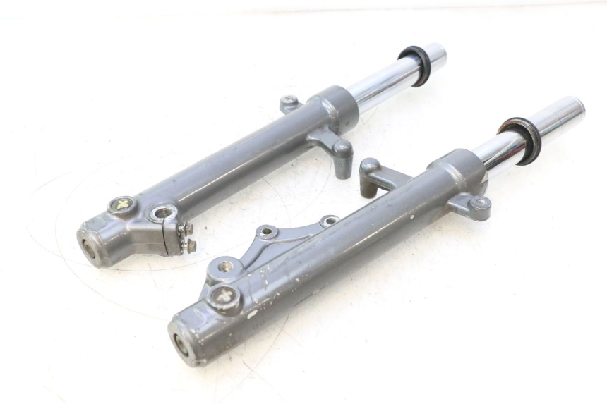 photo de FORK TUBE YAMAHA XMAX X-MAX 125 (2006 - 2009) - Main view